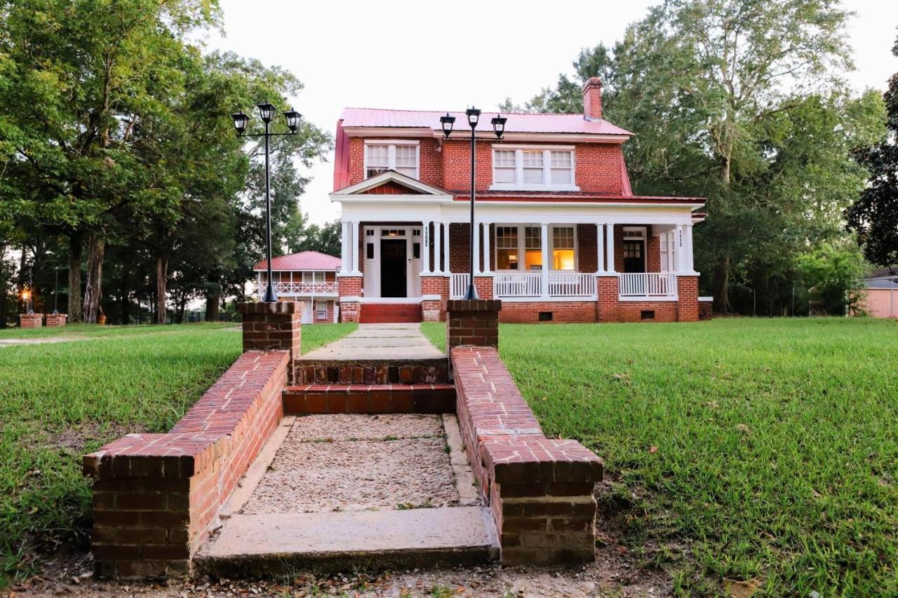 Stegall Manor Estates Tuskegee Exterior foto