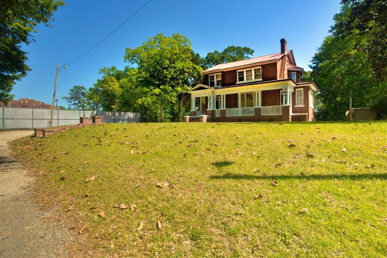 Stegall Manor Estates Tuskegee Exterior foto